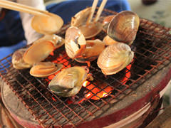 地物の焼きハマグリ